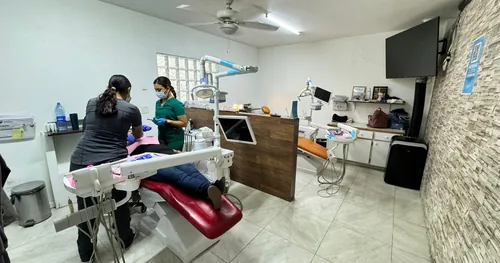 Dental America, consultorio dental en Tecate, Baja California