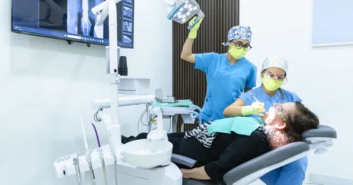 Unique Dental Clinic – Cabo San Lucas, consultorio dental en Los Cabos, Baja California Sur