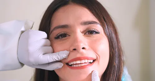 Dra. Gabriela Perez Jacobo- Dentista en Cabo San Lucas | Teeth Cleaning | Dental Filling & Emergency, consultorio dental en Los Cabos, Baja California…