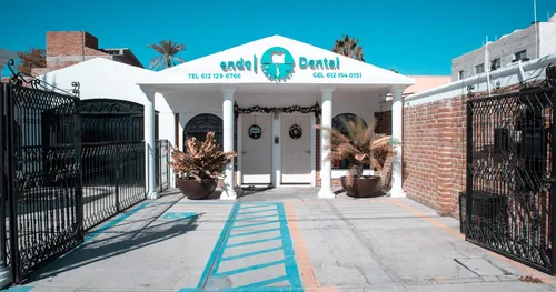 Dr. Daniel Estrada Talamantes | Endodental, consultorio dental en La Paz, Baja California Sur
