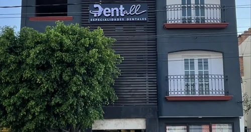 Ortodoncia e Implantología -Dentall-, consultorio dental en San Luis Potosí, San Luis Potosí
