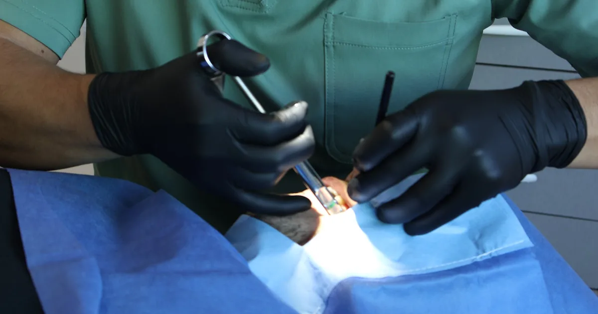 DAV Dental, Estetica Dental e Implantología