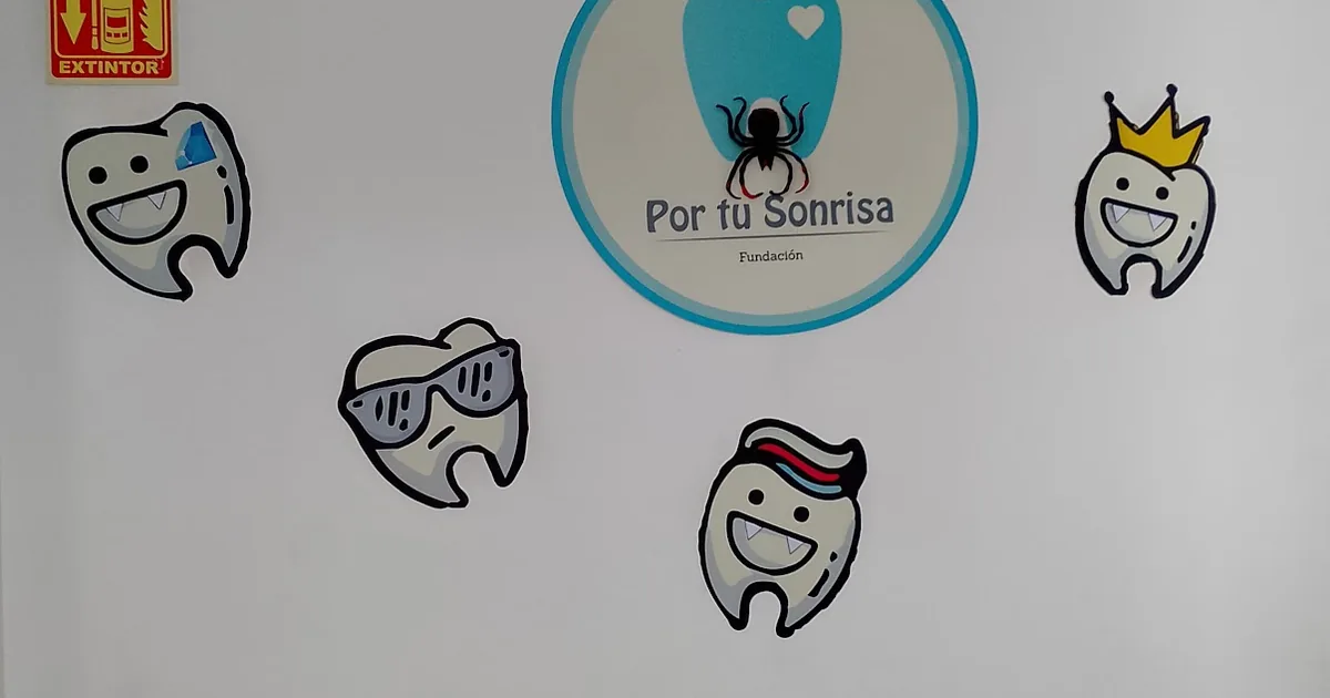 Clínica Dental POR TU SONRISA