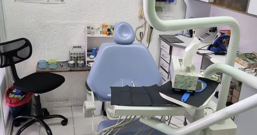 Cantón 77 ARDental Dr Andrés Jesús Ramírez López, consultorio dental en Venustiano Carranza, Ciudad de México