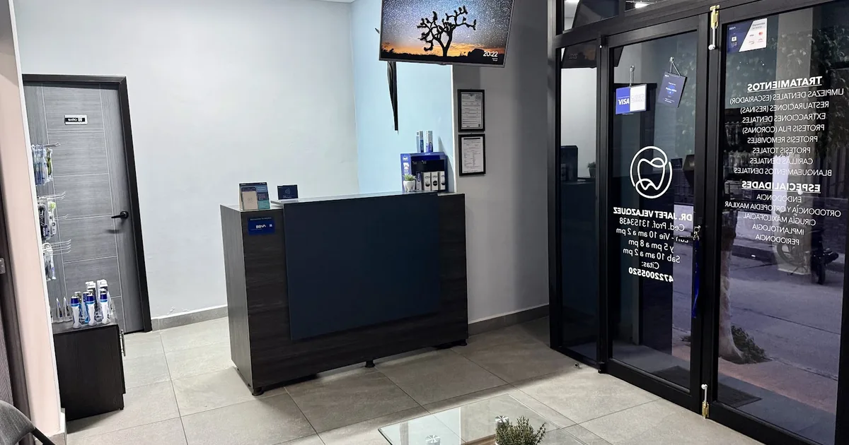 Dentista Dr. Jafet Velázquez