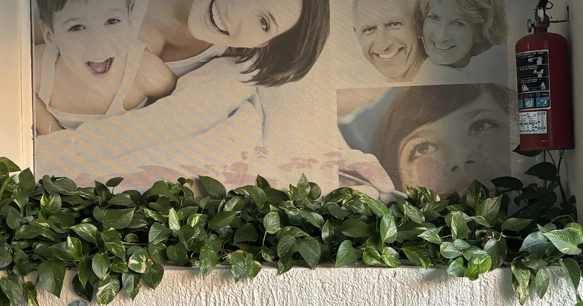 Dentista SmileMed – Clínica Dental