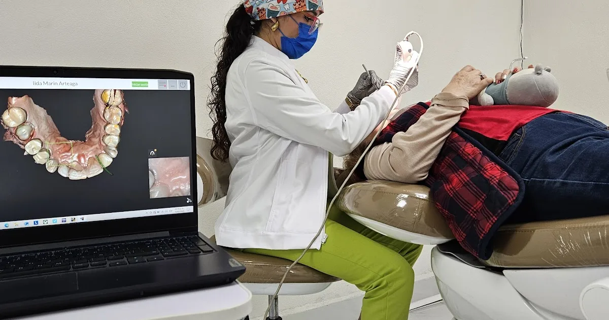 Dentista Aidé Gómez Marín