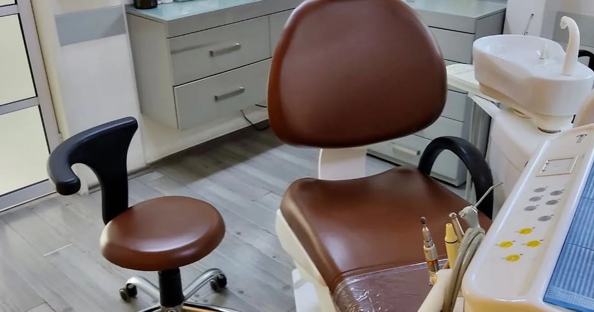 Dra. Verónica Valdivia – Rehabilitación Dental Integral y Estética