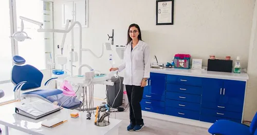 Clínica MEROD| Fisioterapia | Dentista | Especialista en Endodoncia, consultorio dental en La Piedad, Michoacán