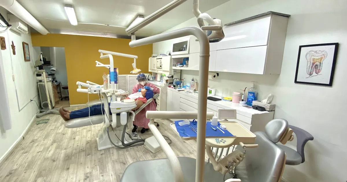 Martín Peraza Servicios Dentales