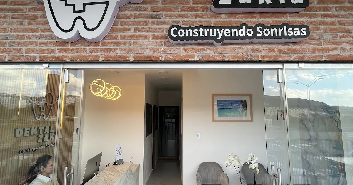 Dental Zakia