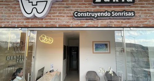 Dental Zakia, consultorio dental en El Marqués, Querétaro