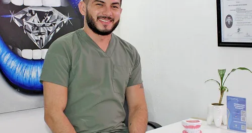 Dental Av Puebla – Carillas dentales y Diseño de Sonrisa en Puebla, consultorio dental en Puebla, Puebla