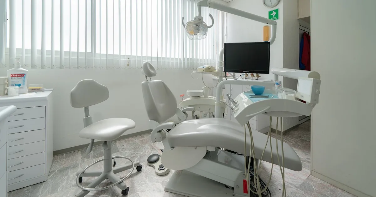 Dra. Juanita Macías Sánchez – Dentista