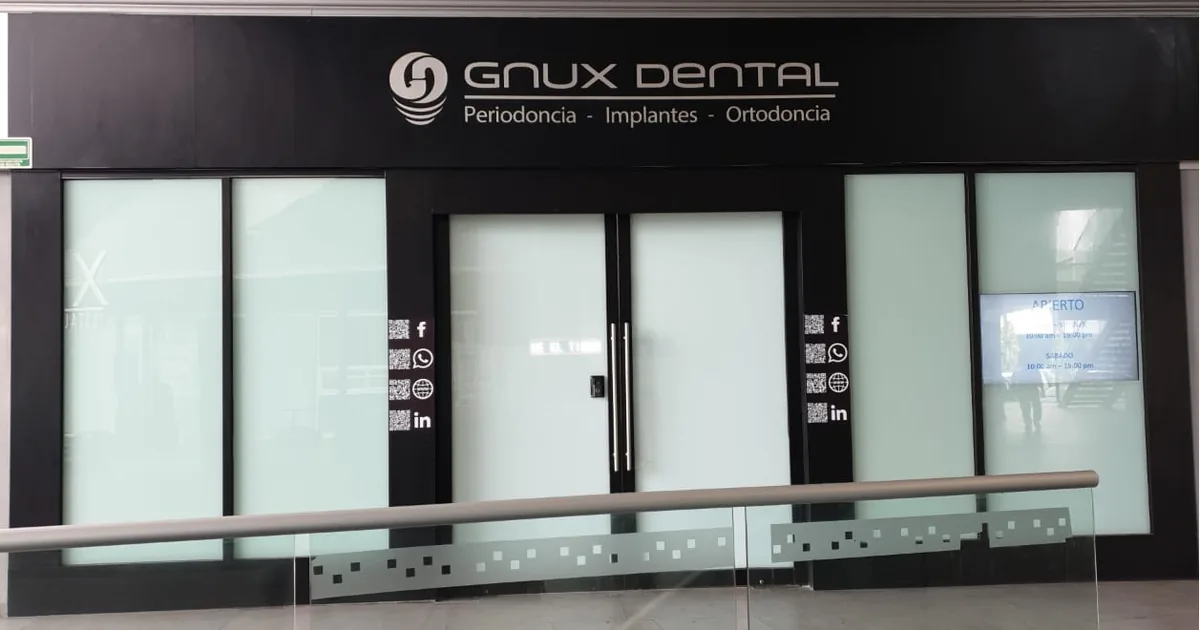 GNUX Dental Cancún
