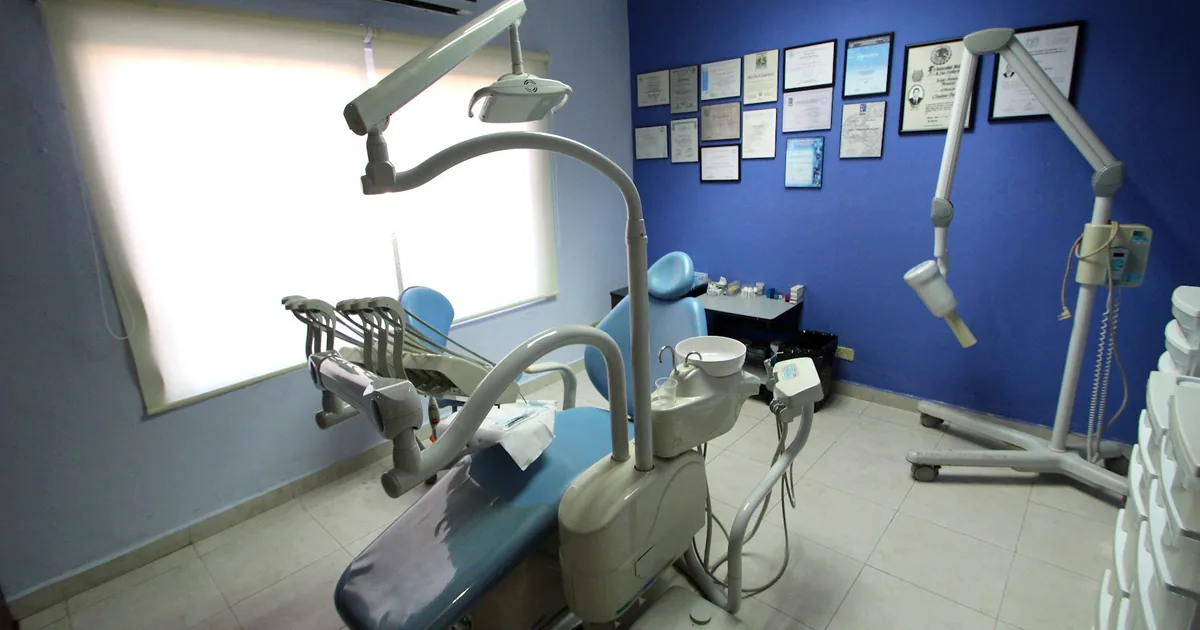 Playa Dentist