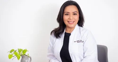 DRA. MIRELY UCAN LÓPEZ, consultorio dental en Mérida, Yucatán