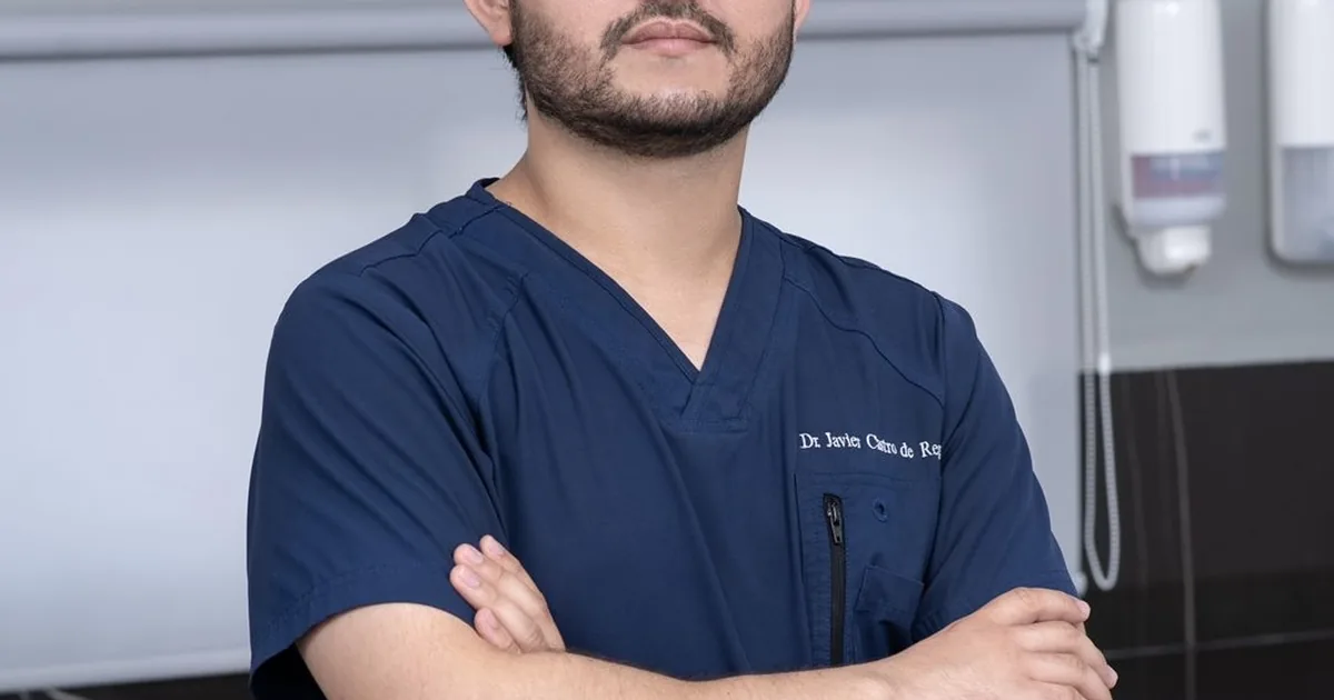 Dr Javier Castro de Regil